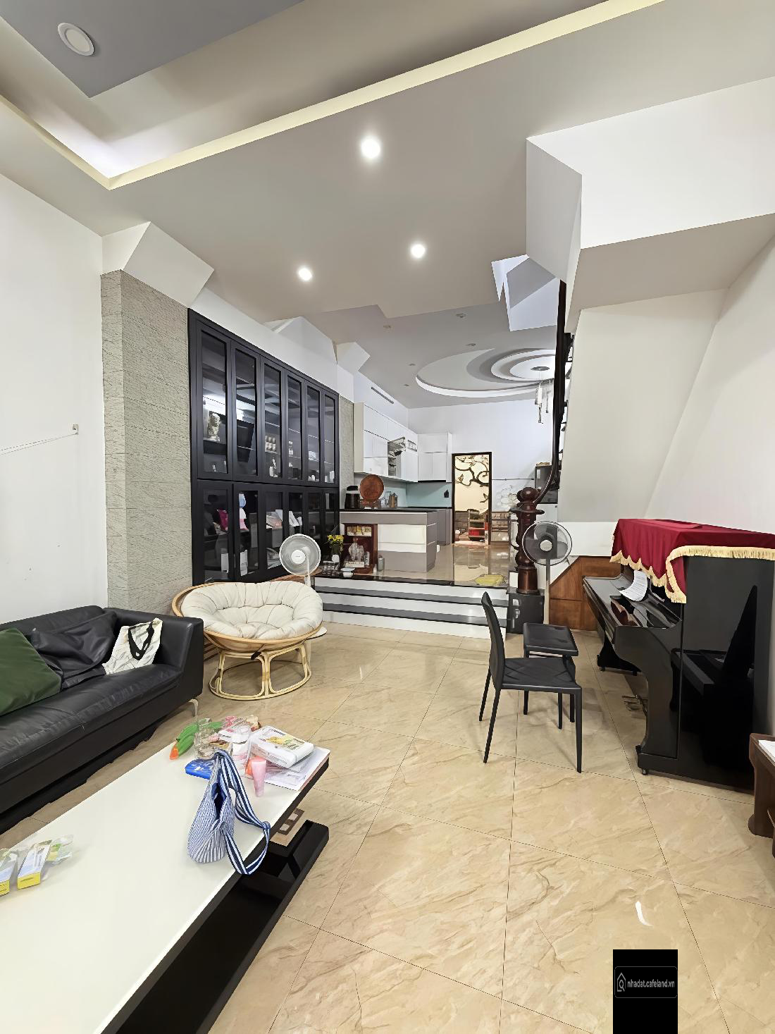 Bán nhà phố Gò Vấp 9 tỷ – HXH 6m – 4.5x17m – 4 tầng – SHR 75m² – Gần CV Làng Hoa