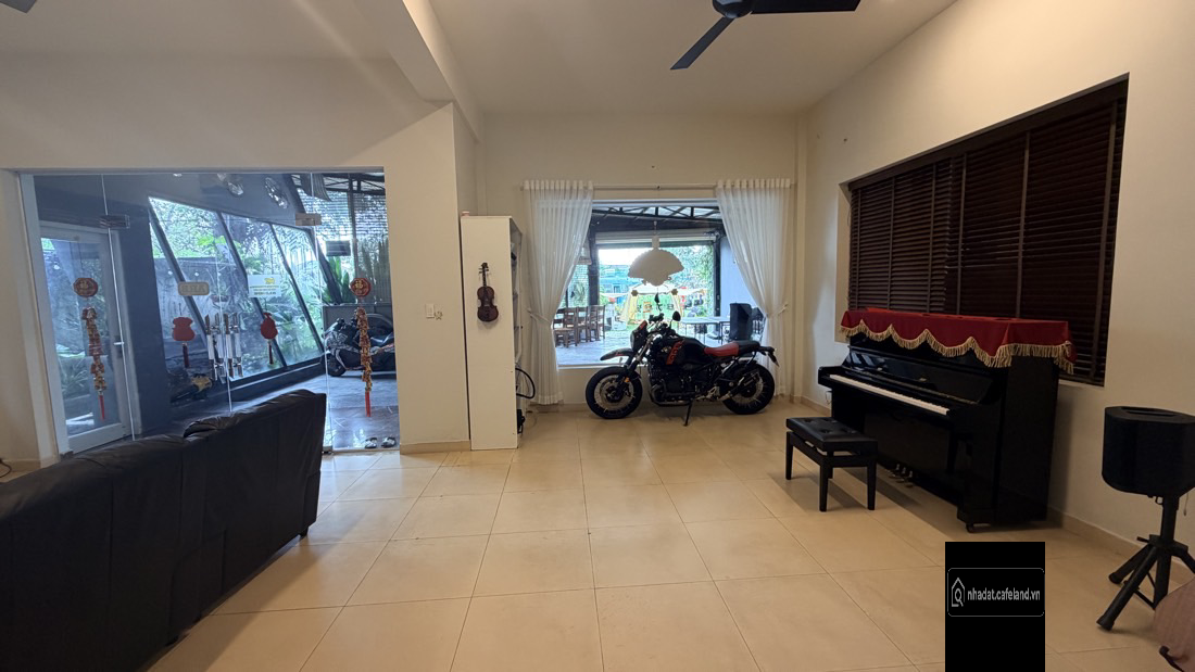 Biệt thự hiếm có bên sân golf Thủ Đức – Đẳng cấp dành cho số ít