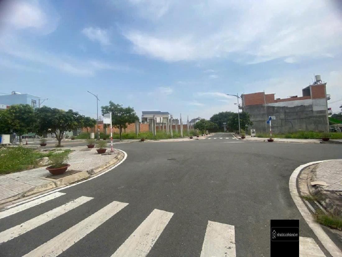 Bán đất thổ cư 5*18m2: 1.9 tỷ đường Mỹ Hạnh ( Nguyễn Văn Qúa), Đức Hòa, Long An.