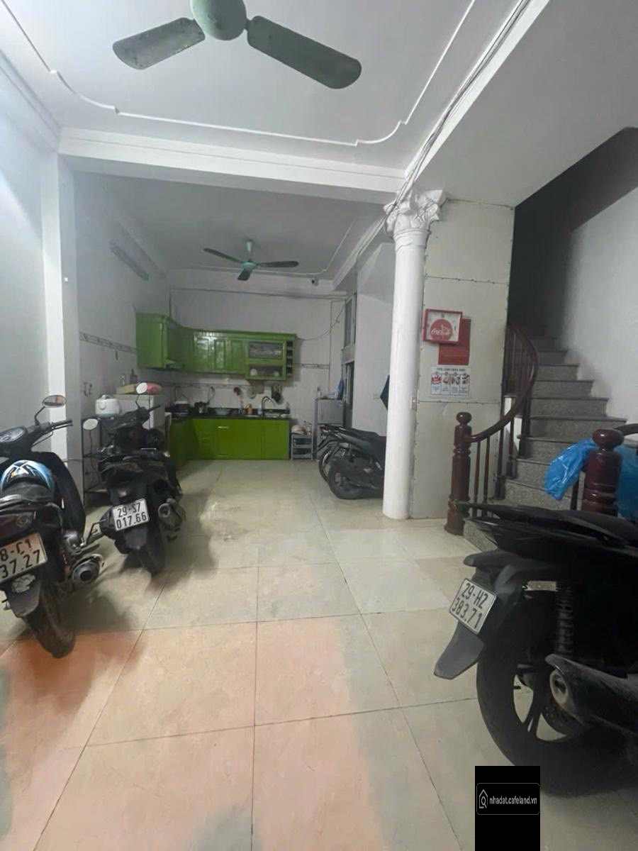 Bán Nhà Linh Đàm : 42M x 5T x8 PNKK - Gần Trường C 1-2 - SĐCC - Gần Chợ - Bến Xe