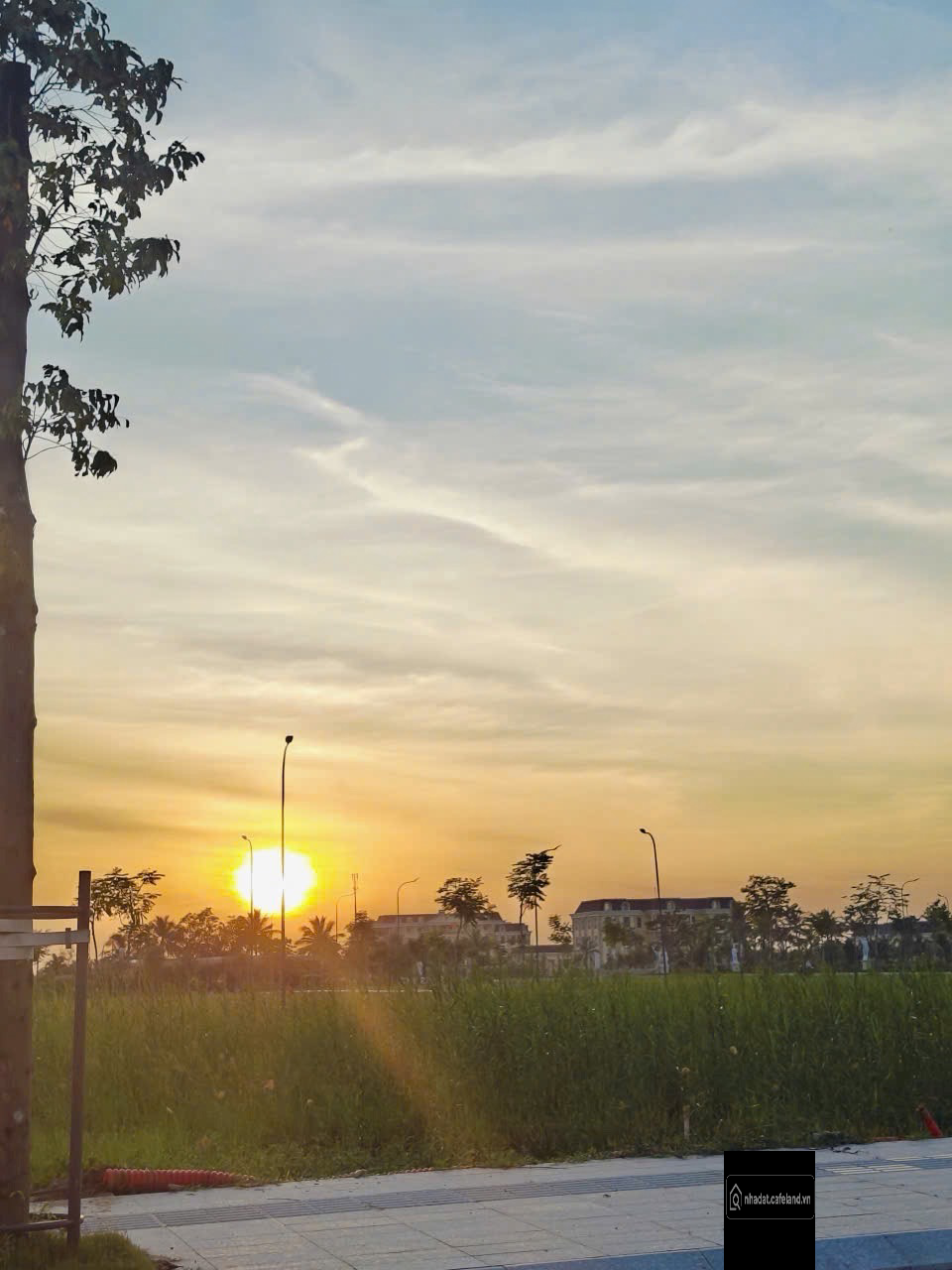 kẹt tiền cần bán lô đất ngay đường ĐT818 giá chỉ 733tr/ Sổ hồng riêng / full thổ