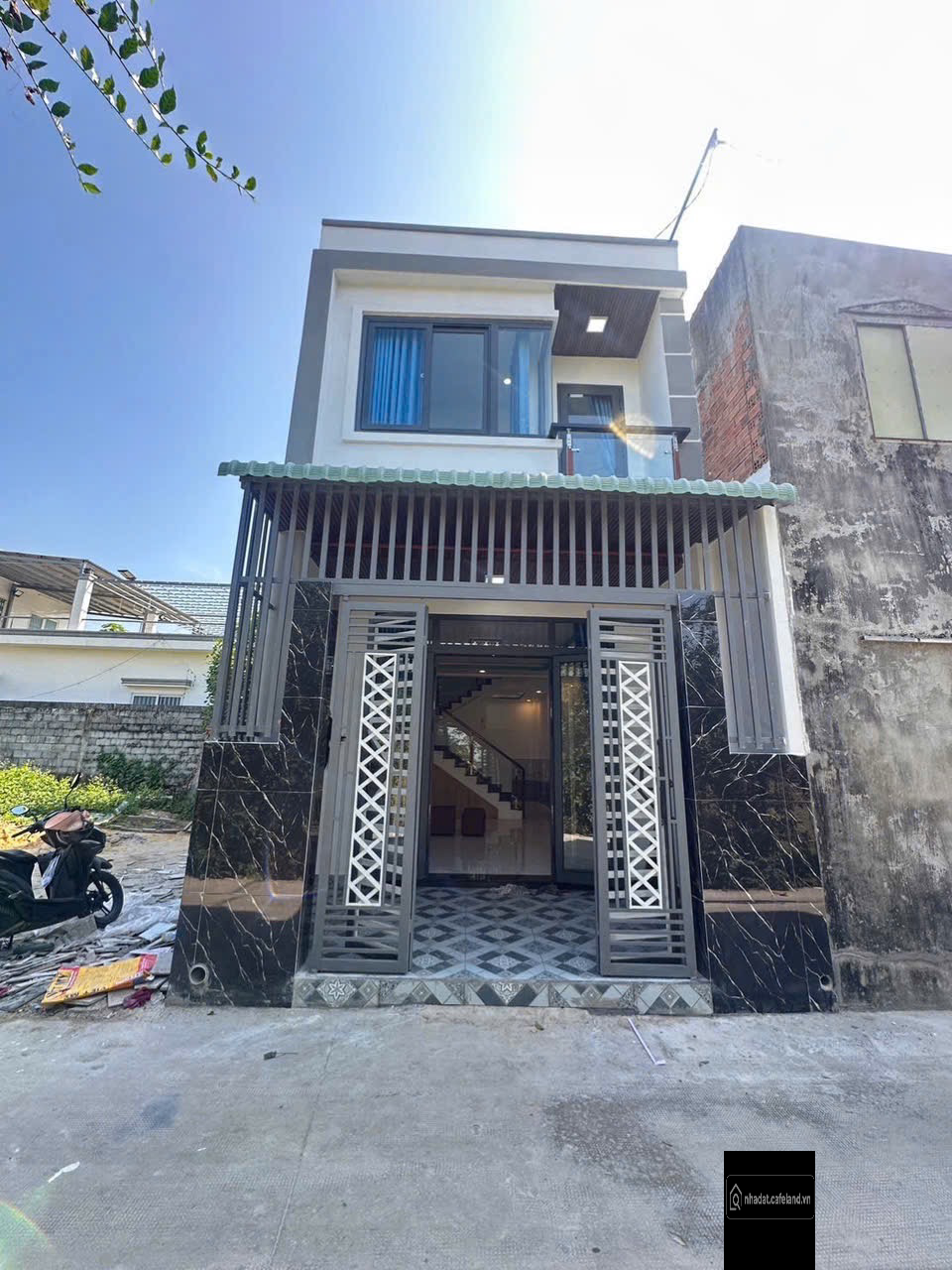 nhà giảm sâu 1 trệt 1 lầu có 2 PN ngay đường nhựa Giồng Lớn giá 1 tỷ 520 tr