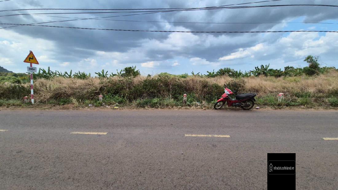 Chính chủ cần bánđất vuông vức rất đẹp,  mặt tiền đường Long Giao - Bảo Bình.SHR