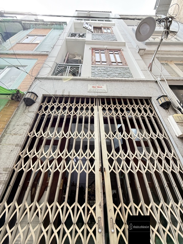 Trung tâm q10, đang sẵn hợp đồng thuê 12tr. 26m2, 4 tầng btct. Vuông vức