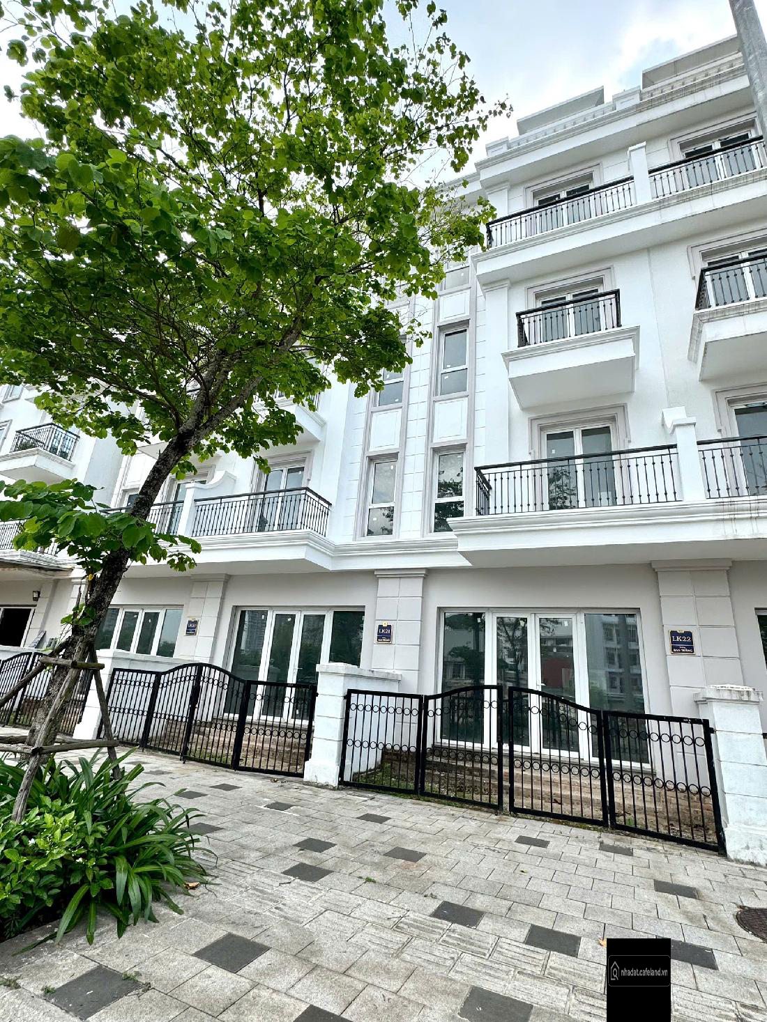 Eurowindow Giá Lâm - Trục Ban Trắng Hướng Đông Nam